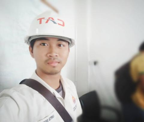 190Jame001.jpg
