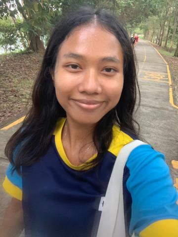 285 On 01.jpg