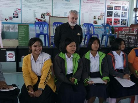 Volunteering006.jpg